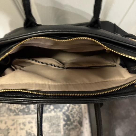 Black tote - Picture 2 of 6